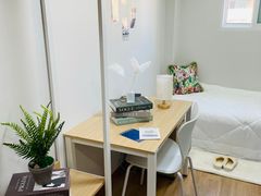 Deluxe Room – 30 Seconds from Sinnonhyeon Sta 3th image
