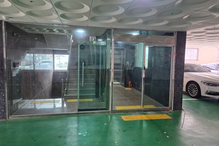 Fully furnished 14-pyeong officetel 13th image