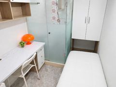 Compact studio with private bathroom 0th image