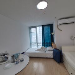 넓은 오피스텔 방 이미지