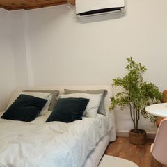 Hanok-style wooden house Unit Image