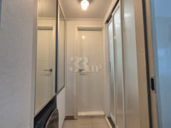 Fully furnished, renovated, 5th floor with el 8th image