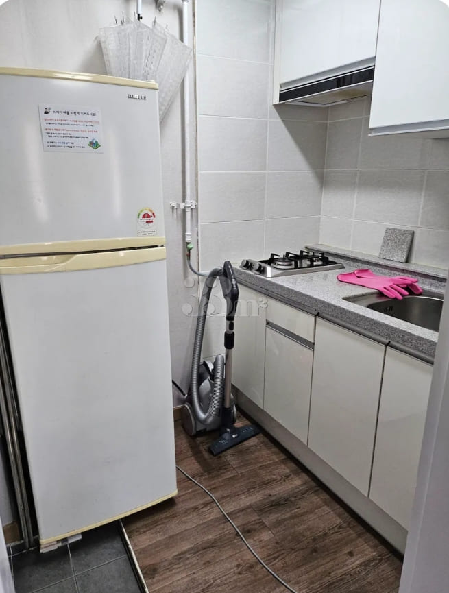 Clean studio apartment in Mannyeon-dong! 2th image