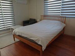 Spacious 2-bedroom apartment near Olympic Par 5th image