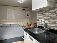Studio apartment, 5-minute walk from Seoul St 3th image