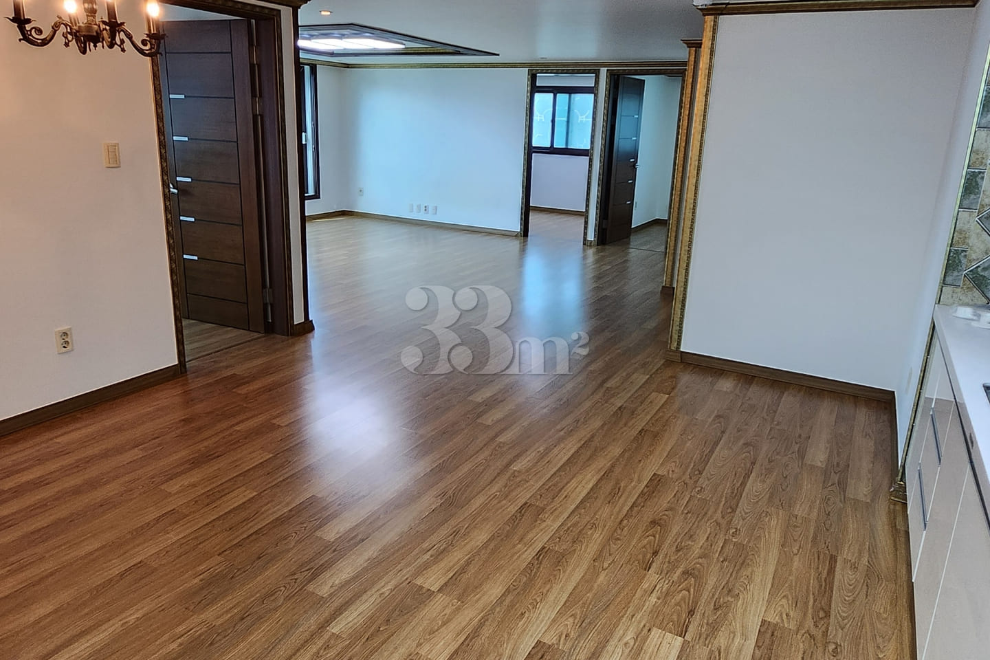 Spacious 3-bedroom, 2-bathroom unit near Yong 2th image
