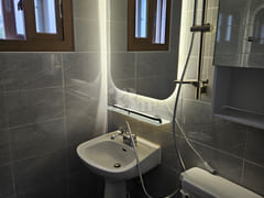 West-facing / Stunning view / Fully furnished 11th image
