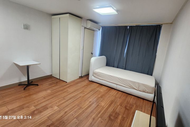 모던한  방 3번째 이미지