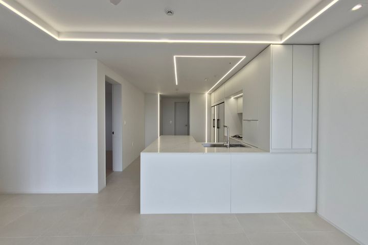 Spacious home within walking distance of Buch 2th image