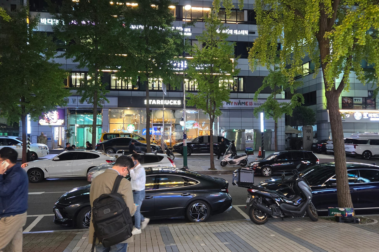 π Yeouido/Saetgang Officetel 16th image