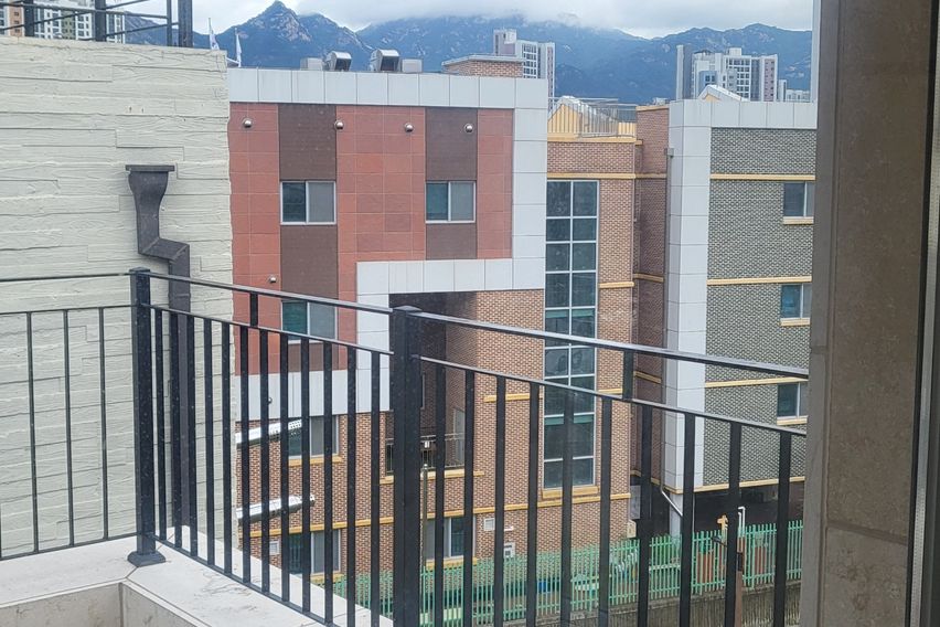 옥탑방 봄 17번째 이미지