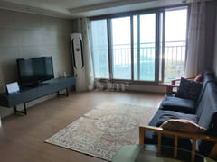 Hani's Ocean View 0th image