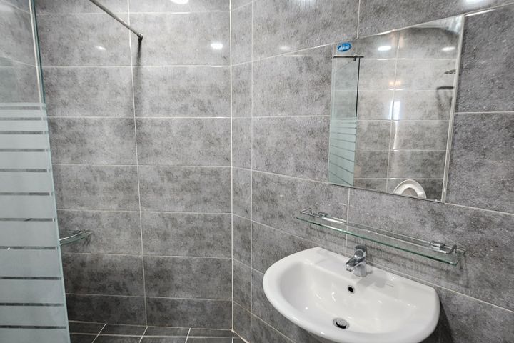 21-pyeong room, 1-minute walk to the beach, p 7th image