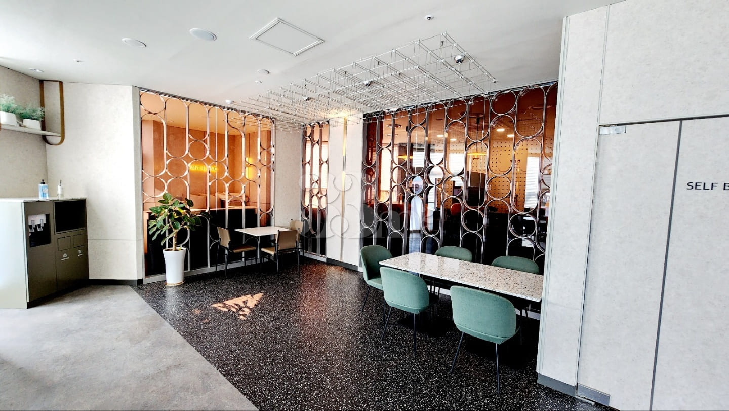 Pet-friendly during peak season, 1-minute wal 8th image