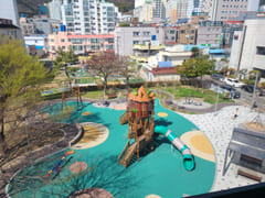 Fully furnished / Prime location / 3 bedrooms 9th image
