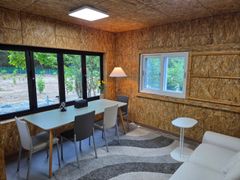 Detached rural house, 10-minute walk to the b 2th image