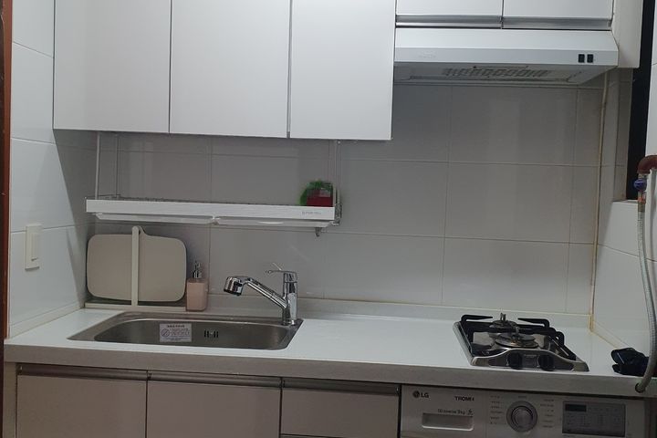Konkuk University, 3 minutes, spacious and op 7th image