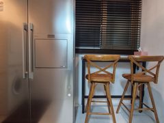 Fully furnished, stylish space just 5 minutes 15th image