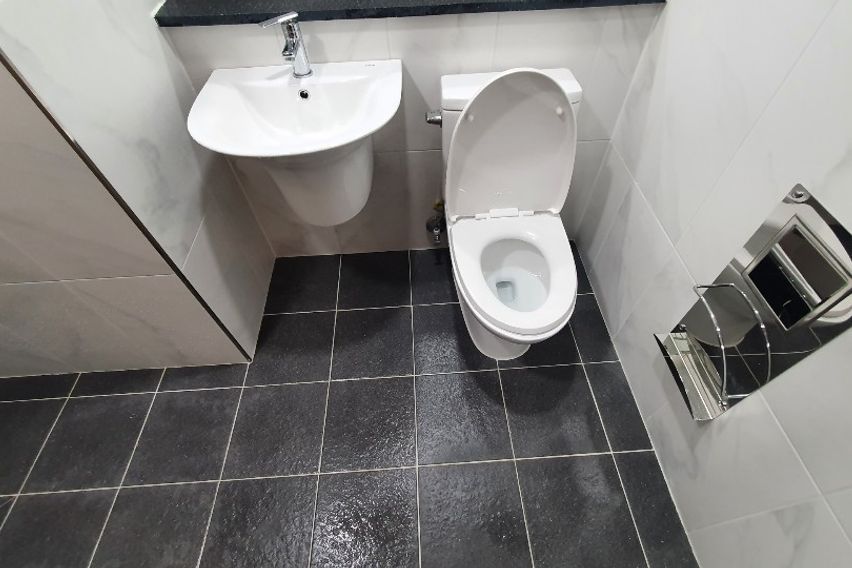 용인시청앞 더트리니5층