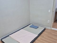 3-bedroom unit on the 1st floor near Galma St 11th image