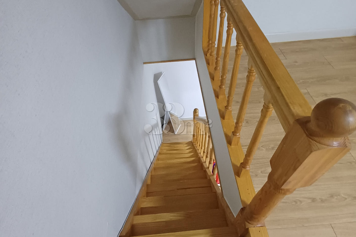 Spacious duplex studio apartment 1th image