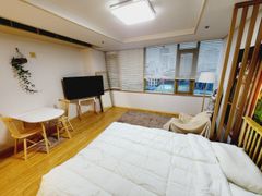 도심속의 숲속오두막집 7번째 이미지
