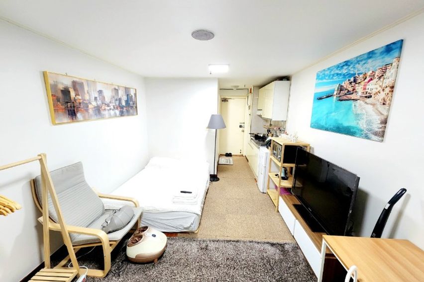 신논현역 2분거리