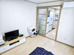 1.5-room apartment in Seojeong-dong, Songtan 11th image