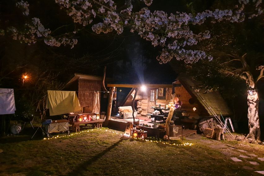 애월소길리나뭇잎사이로