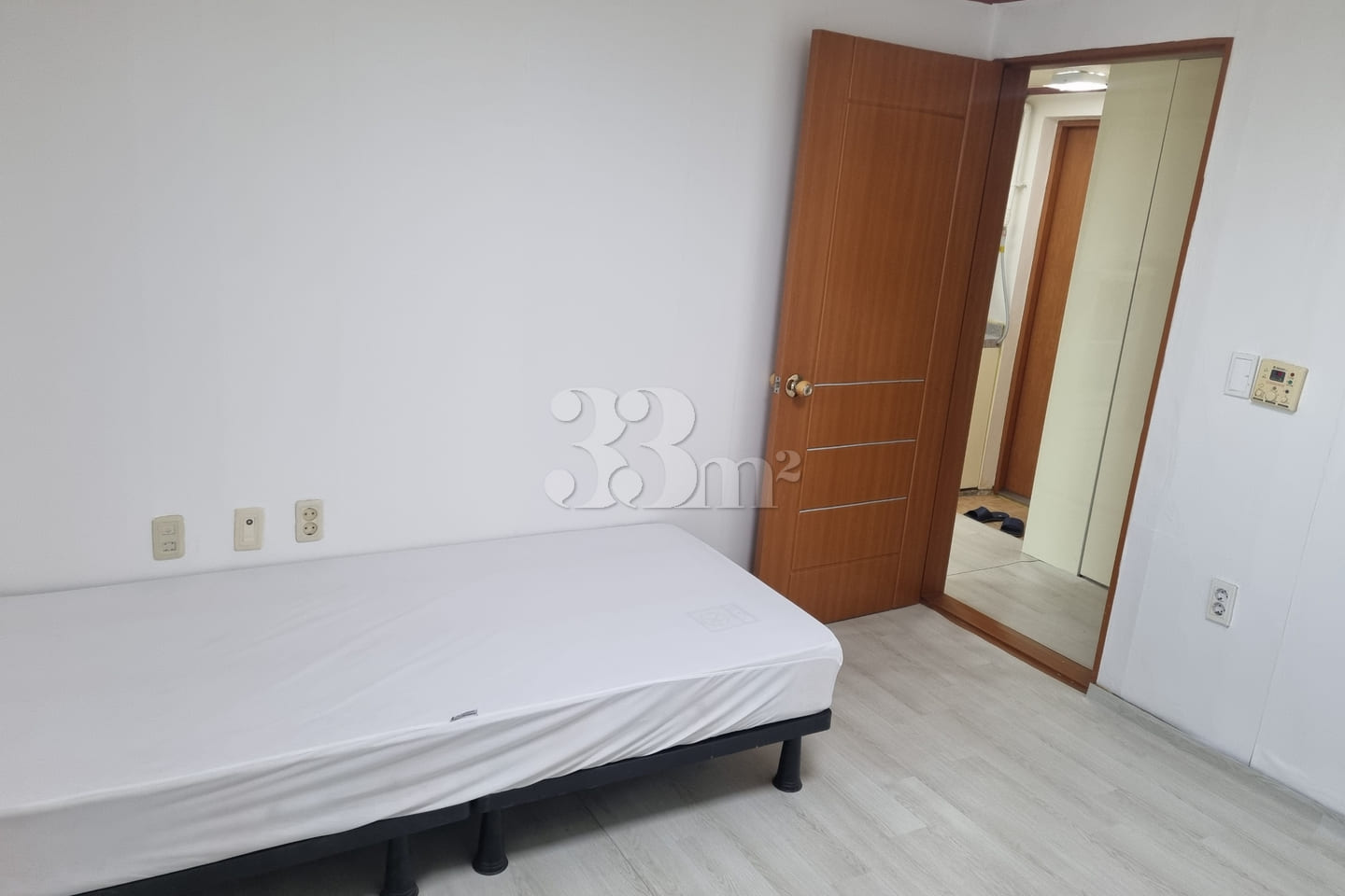 # Comfortable 2-room apartment right in front 19th image