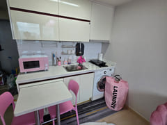 Perfect rating! Beautiful 2-bedroom unit. 3th image