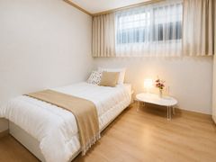 Suyu Station Fully Furnished Unit 4 1th image