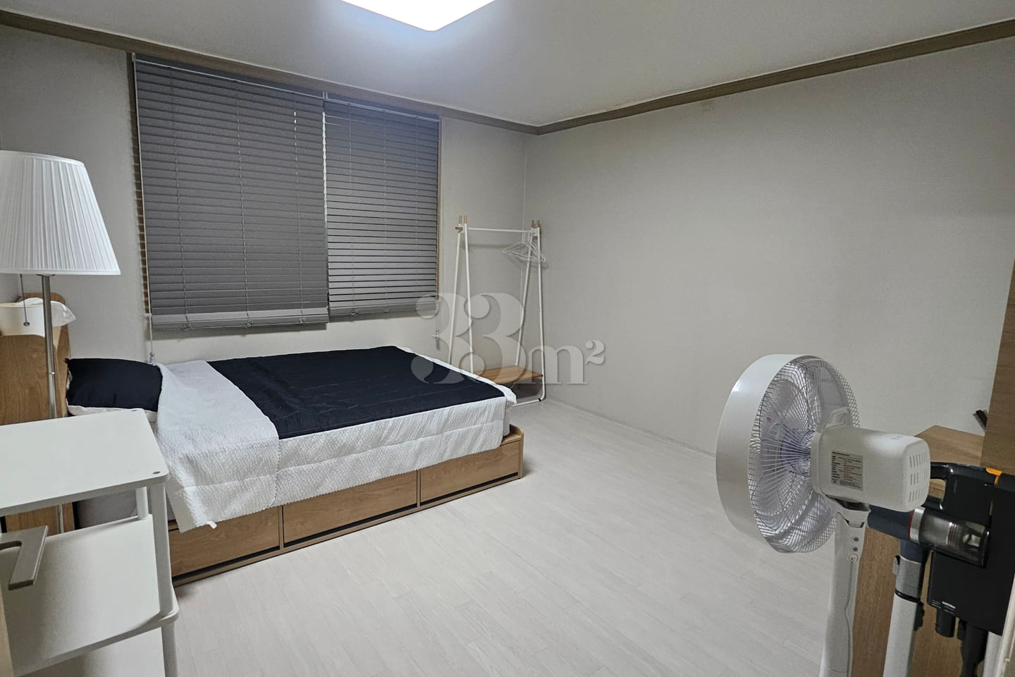 We welcome travelers and business travelers a 3th image