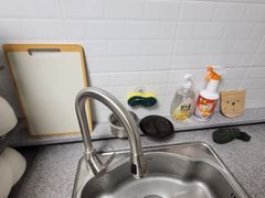 Neat and cozy, just like an apartment. 10th image