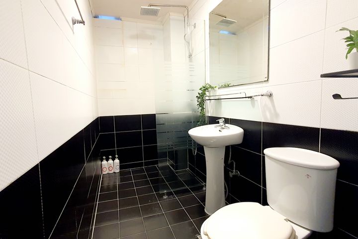 Bucheon Station Fully Furnished Studio 4 4th image