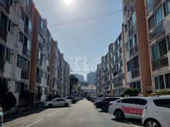 A2 Room, Entrance A, Dong-eui University, Gay 17th image
