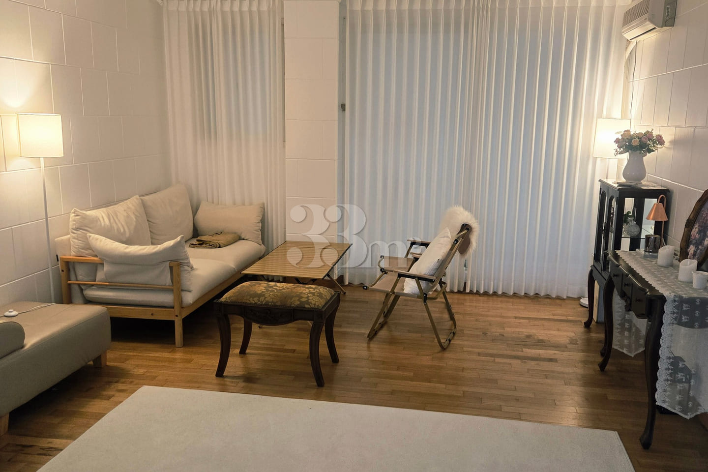Spacious, pristine room (no noise from floors 4th image