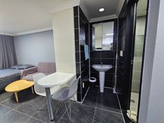 One-room apartment near Busan Dusil Station, 2th image
