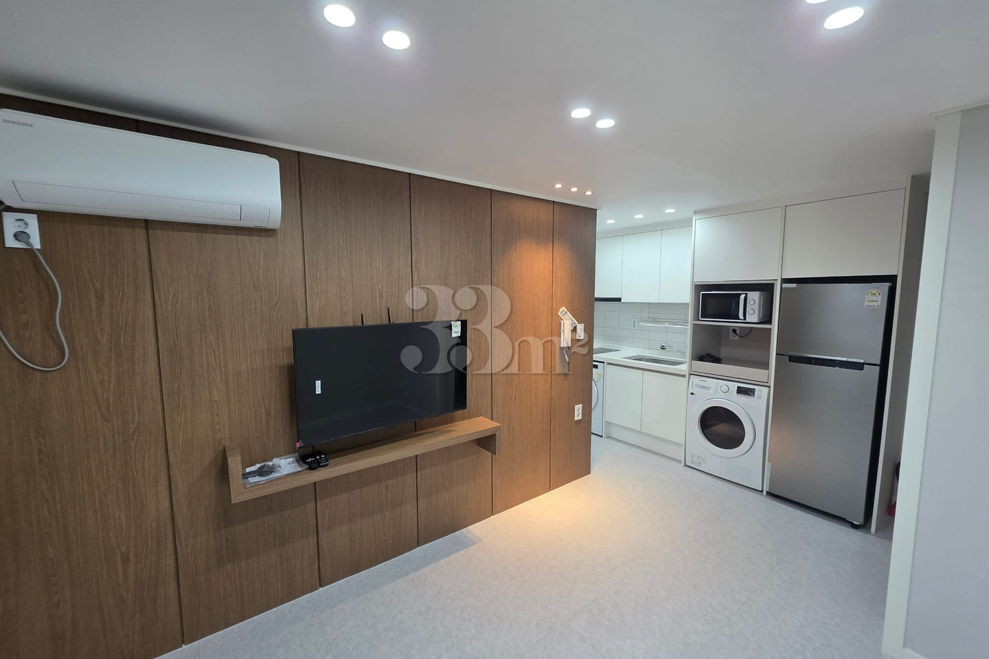 Brand new, fully furnished. 1th image