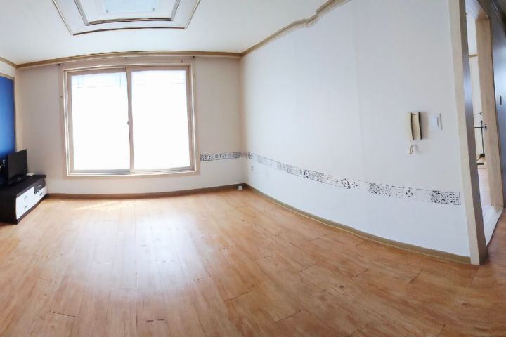 Two-room, Room 303 11th image