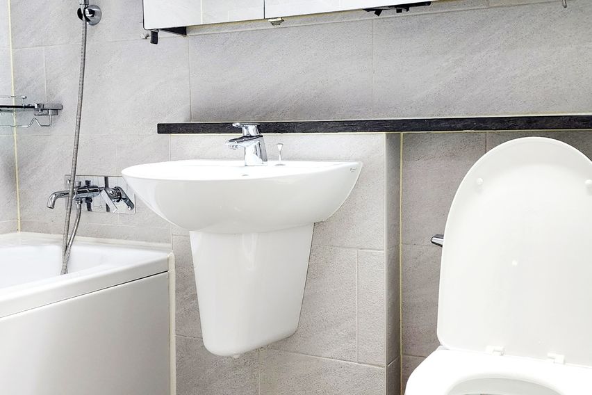 뻥뷰 탑층 3룸 2화 12번째 이미지