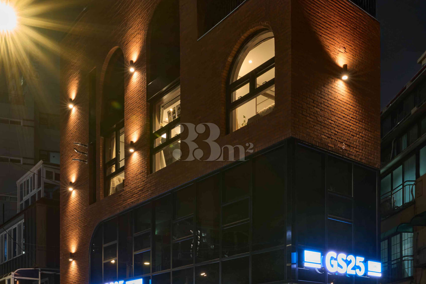 RB HOUSE 302 0th image