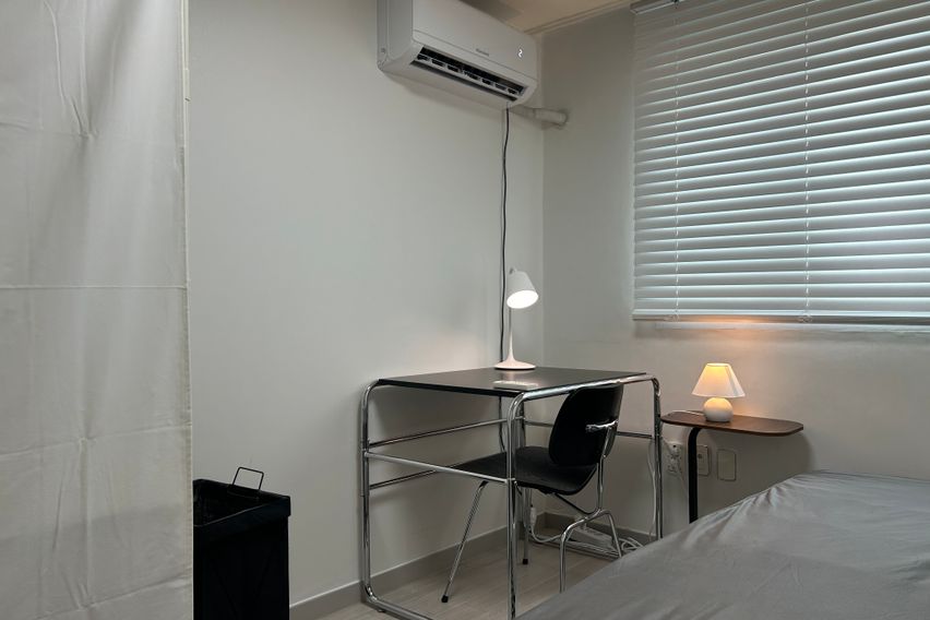 #57 홍대입구역 3룸