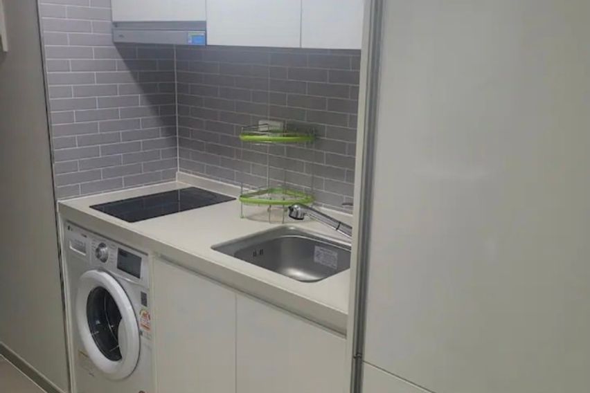 평촌역 넓고 높은 복층