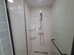 Clean, newly built officetel 5th image
