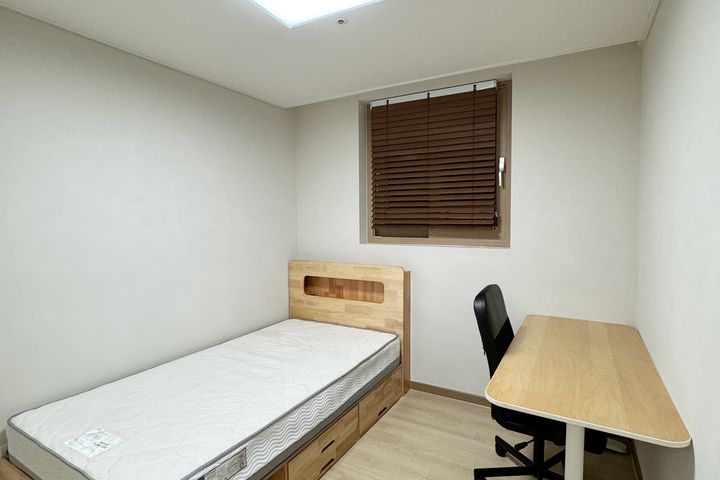 Pyeongtaek two-bedroom apartment with full op 9th image