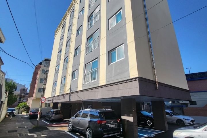 Looking for a 3-room place in Dongnae-gu? 0th image
