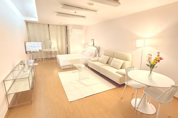 3-minute walk from Gangnam Station - Fully fu 0th image