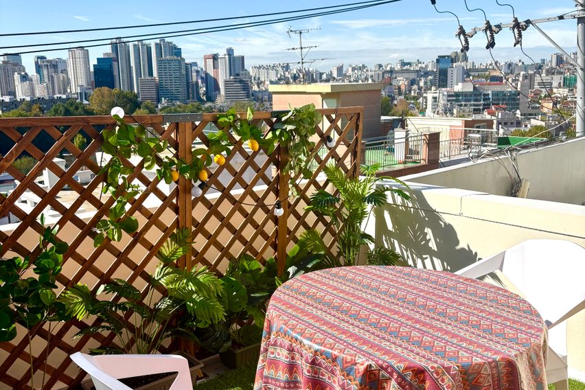 해방촌 루프탑 하우스 0번째 이미지