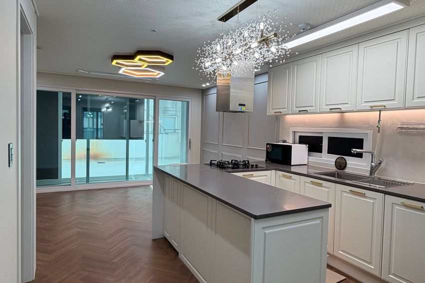 야외 테라스가 넓은 집